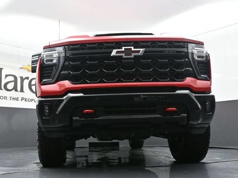 New 2026 Chevrolet Silverado 2500 ZR2 w/ LPO, Dark Essentials Package AWD/4WD image 34