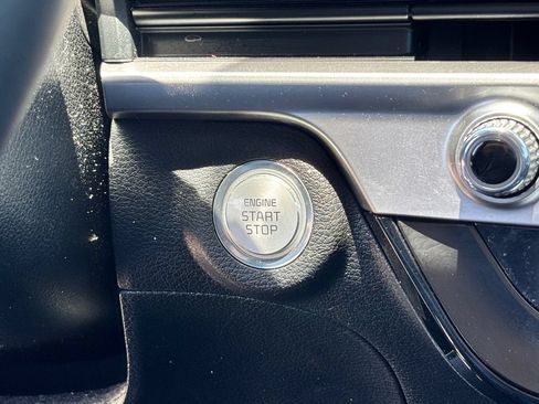 Used 2024 Kia Telluride S w/ S Sunroof Package FWD image 22