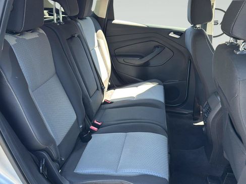 Used 2017 Ford Escape SE AWD/4WD image 27