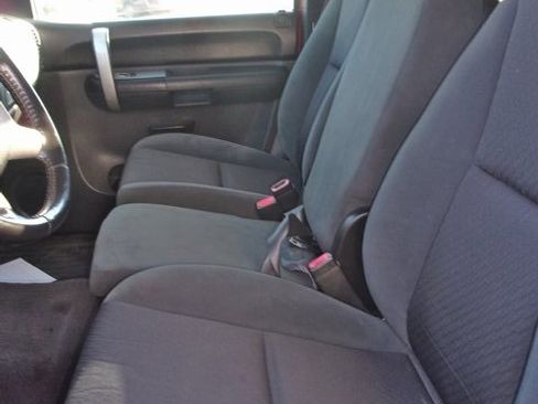 Used 2009 Chevrolet Silverado 2500 LT w/ Exterior Plus Package image 18