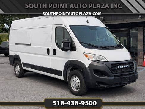 Used 2023 RAM ProMaster 2500 FWD image 1