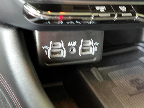 Used 2021 Dodge Durango R/T w/ Technology Group AWD/4WD image 34