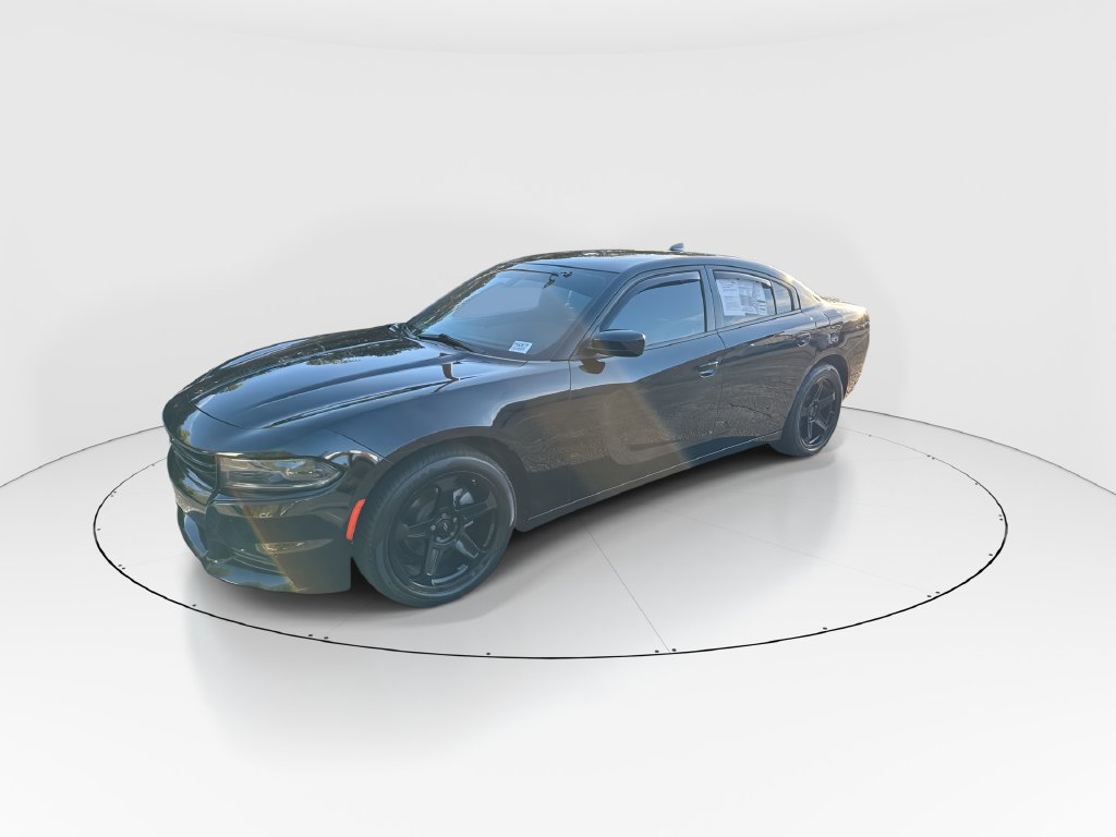Used 2023 Dodge Charger SXT RWD image 4
