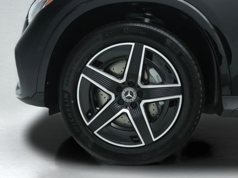 New 2026 Mercedes-Benz GLC 300 image 11