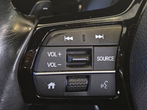Certified 2025 Honda Civic Sport image 30