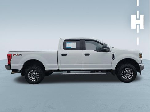 Used 2019 Ford F250 XLT w/ XLT Value Package AWD/4WD image 3