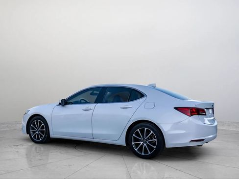 Used 2016 Acura TLX V6 image 4