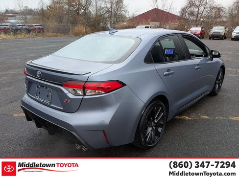 Certified 2023 Toyota Corolla SE image 3
