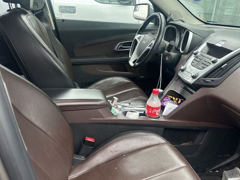 Used 2011 Chevrolet Equinox LTZ image 16