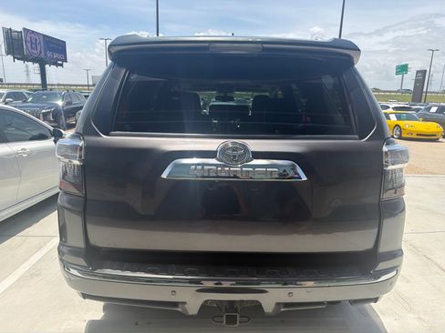 Used 2018 Toyota 4Runner Limited AWD/4WD image 6