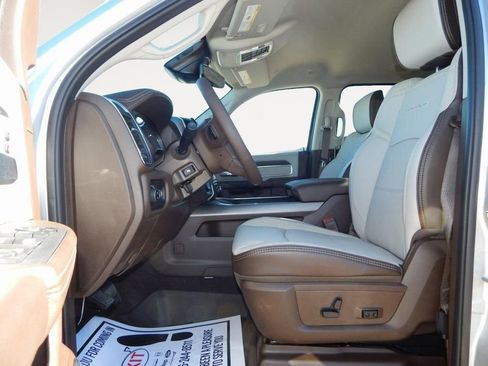 New 2026 RAM 2500 Laramie w/ Towing Technology Group image 11