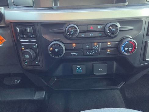 Used 2025 Ford F350 XLT AWD/4WD image 16