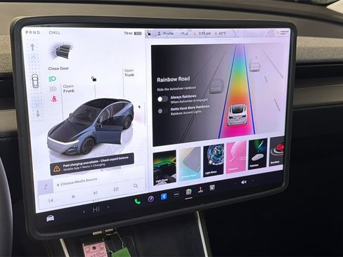 Used 2026 Tesla Model Y 2WD image 32