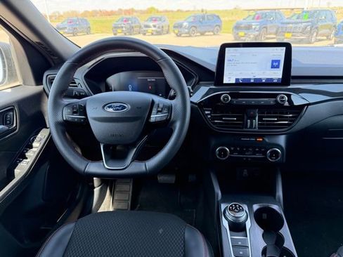 Used 2025 Ford Escape ST-Line AWD/4WD image 29
