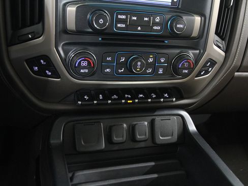 Used 2018 GMC Sierra 1500 Denali w/ Denali Ultimate Package image 17