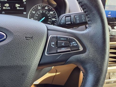 Used 2021 Ford EcoSport Titanium image 16