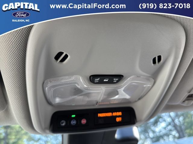 Used 2023 Chevrolet Bolt EUV LT w/ Driver Confidence Package FWD image 32