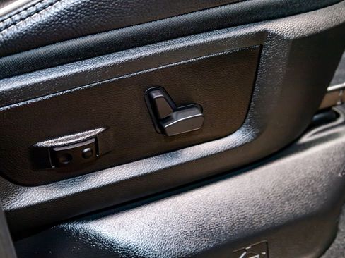 Used 2023 RAM 2500 Limited image 23