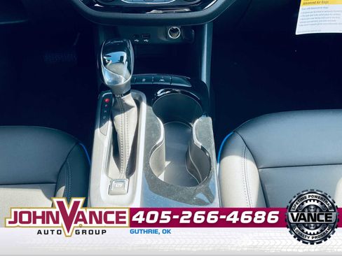 Used 2025 Buick Envista Sport Touring image 20