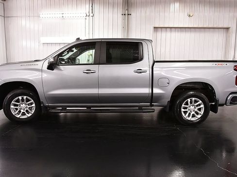 Used 2023 Chevrolet Silverado 1500 LT AWD/4WD image 4
