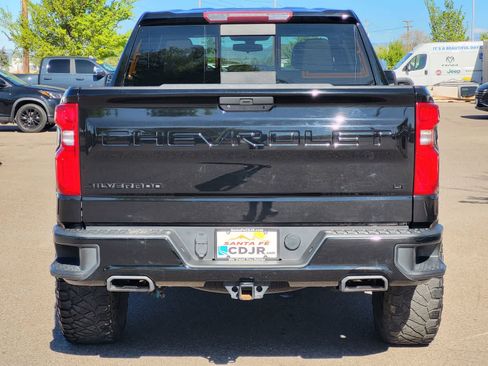 Used 2021 Chevrolet Silverado 1500 LT Trail Boss w/ Convenience Package II image 6