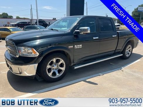 Used 2017 RAM 1500 Laramie AWD/4WD image 3