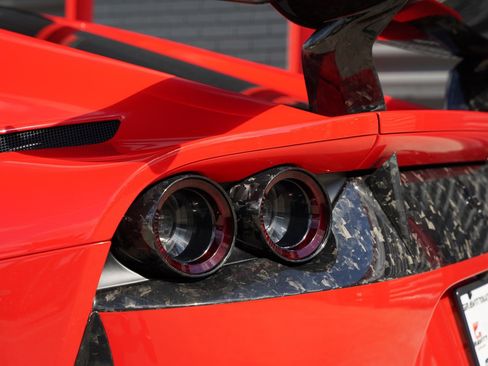 Used 2019 Ferrari 812 Superfast image 7