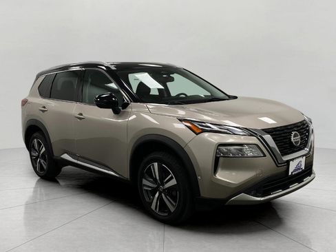 Used 2021 Nissan Rogue Platinum AWD/4WD image 1