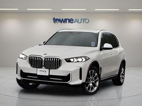 Used 2024 BMW X5 xDrive40i w/ Premium Package AWD/4WD image 11