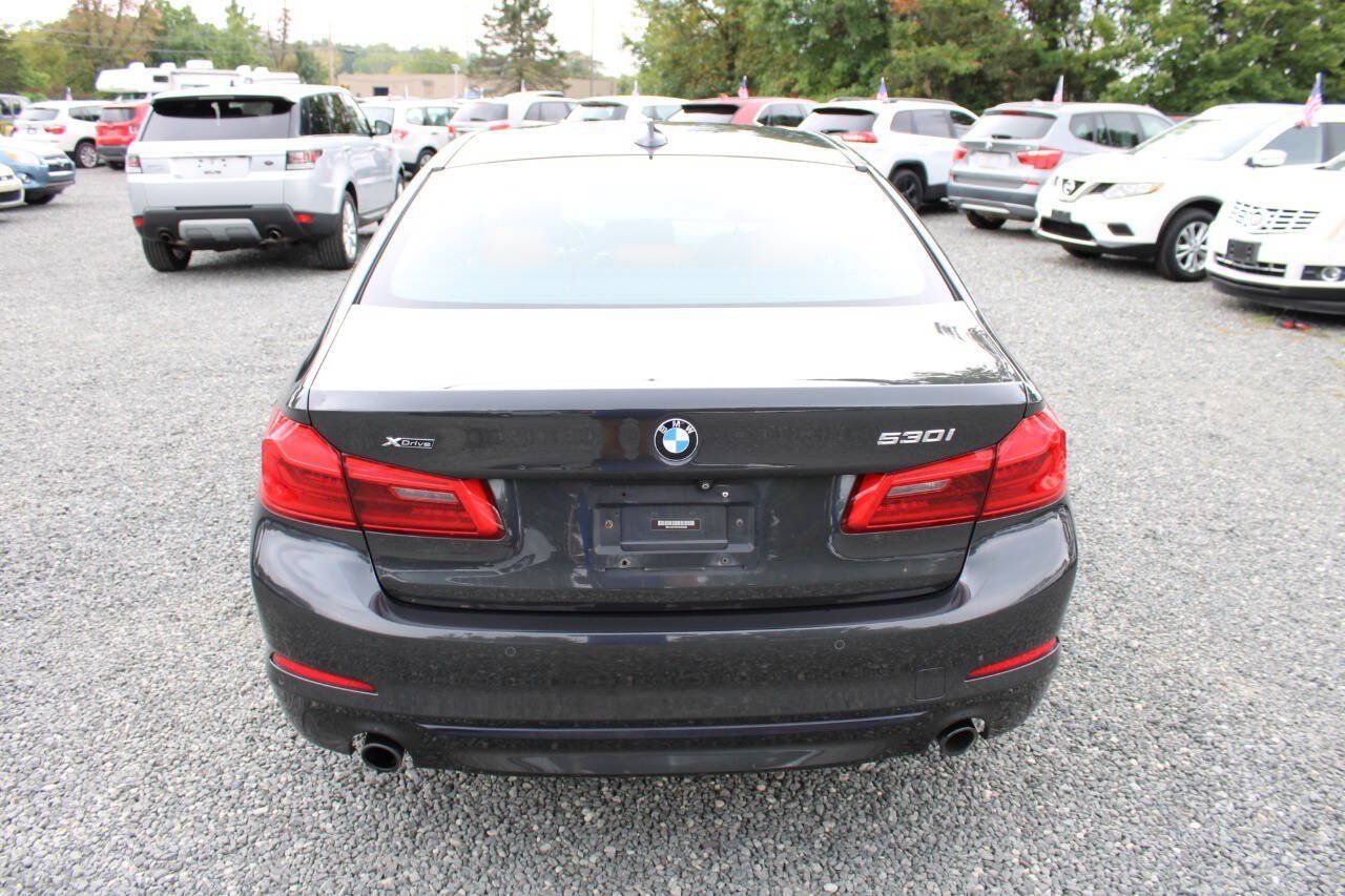 Used 2017 BMW 530i xDrive AWD/4WD image 8