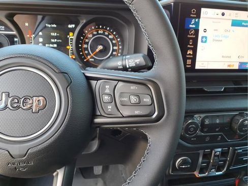 New 2026 Jeep Gladiator Sport image 15