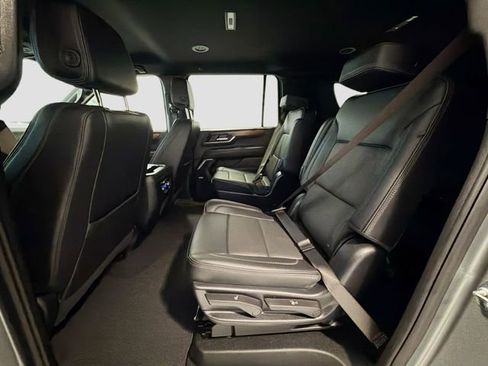 Certified 2025 GMC Yukon XL Denali image 21