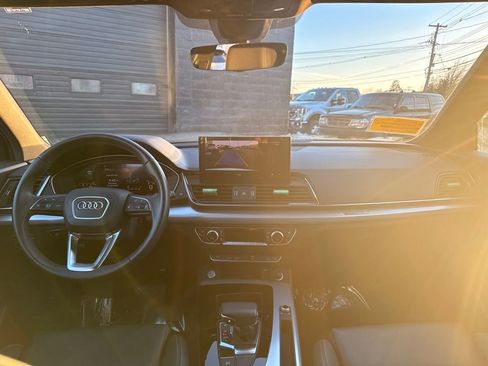Used 2025 Audi Q5 2.0T Premium image 18