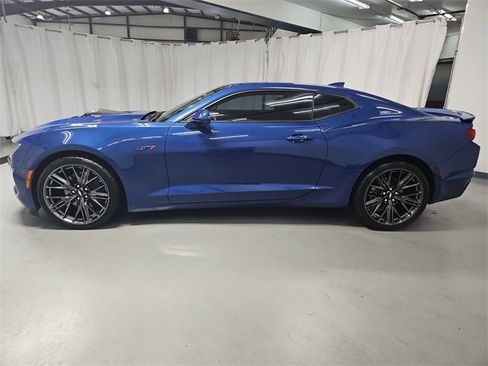Used 2021 Chevrolet Camaro LT image 16
