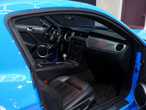 Used 2013 Ford Mustang Shelby GT500 image 38