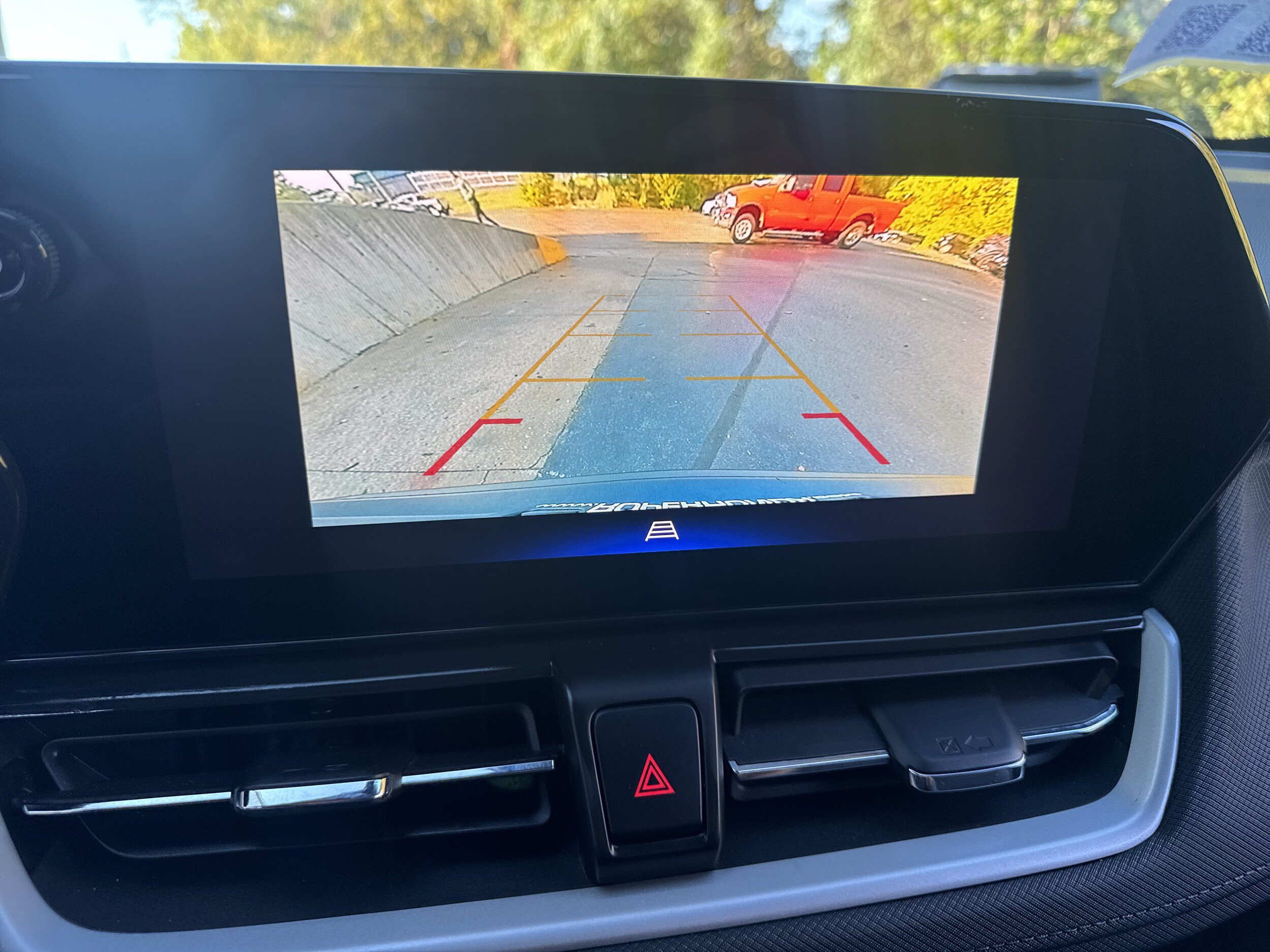 Used 2024 Chevrolet TrailBlazer LS FWD image 15