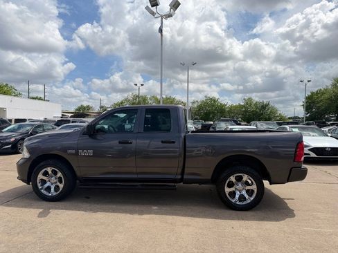 Used 2017 RAM 1500 Express image 4