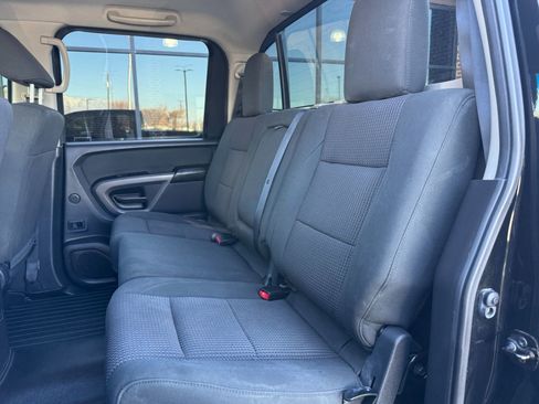 Used 2015 Nissan Titan SV w/ SV Value Truck Package image 22