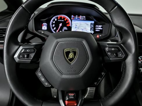 Used 2019 Lamborghini Huracan LP 580-2 image 36