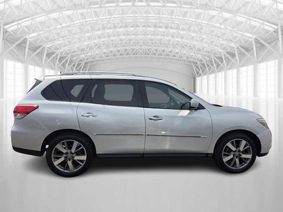Used 2015 Nissan Pathfinder SV
