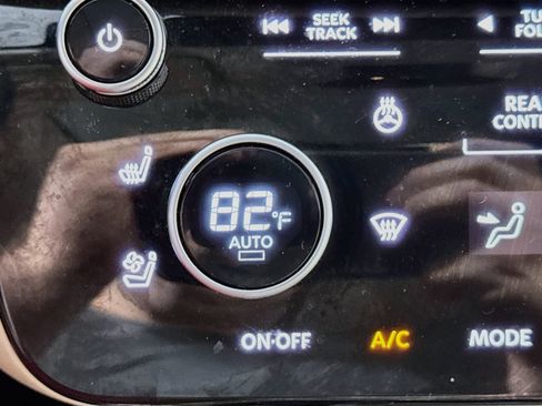 Used 2023 INFINITI QX60 Luxe w/ Cargo Package AWD/4WD image 4