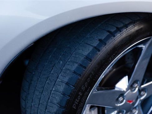 Used 2007 Chevrolet Corvette Convertible w/ Preferred Equipment Group image 8