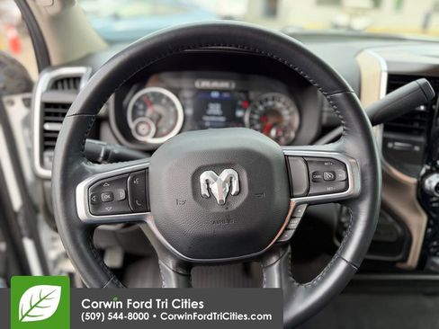 Used 2023 RAM 2500 Laramie AWD/4WD image 2