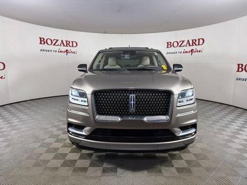 Used 2020 Lincoln Navigator Reserve w/ Luxury Package AWD/4WD image 2