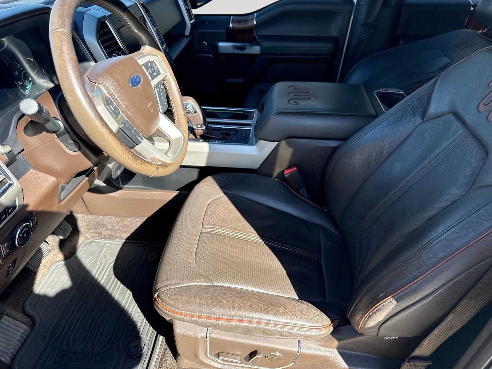 Used 2015 Ford F150 King Ranch w/ Equipment Group 601A Luxury AWD/4WD image 15