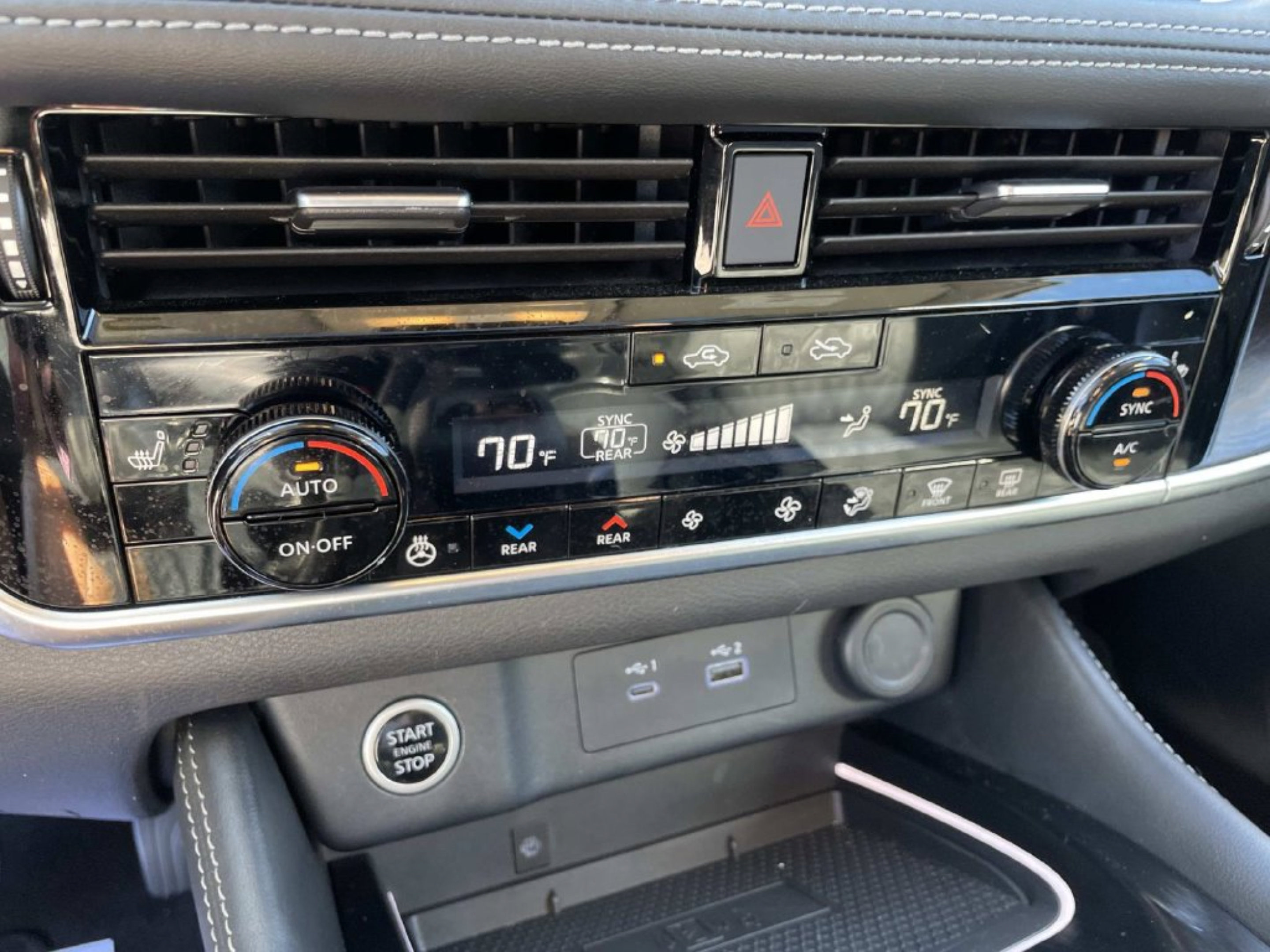 Used 2022 Nissan Rogue Platinum w/ Head-Up Display Package FWD image 28
