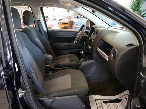 Used 2016 Jeep Compass Sport w/ Power Value Group FWD image 34