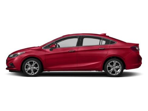 Used 2018 Chevrolet Cruze Premier FWD image 3