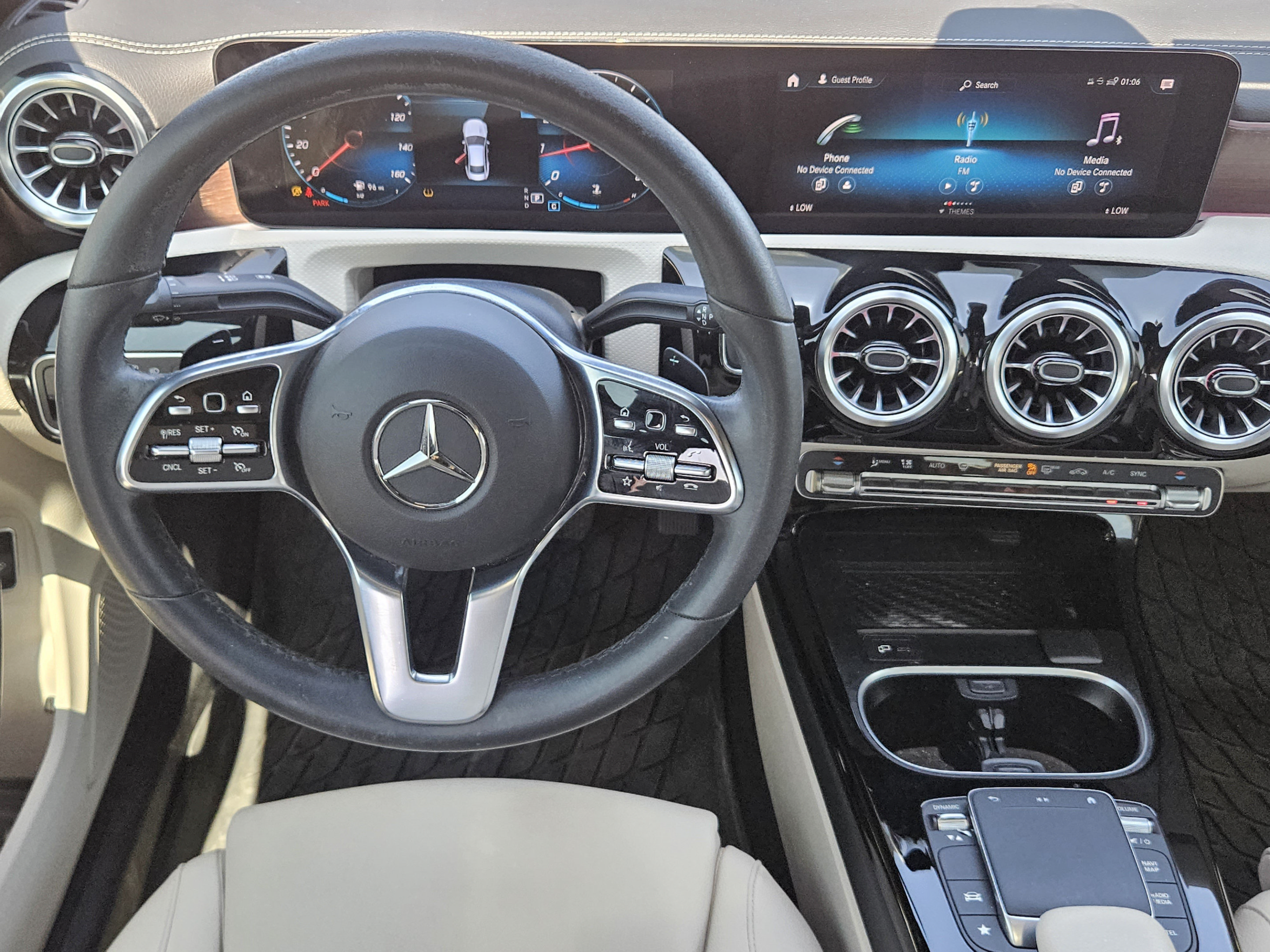 Used 2023 Mercedes-Benz CLA 250 image 18