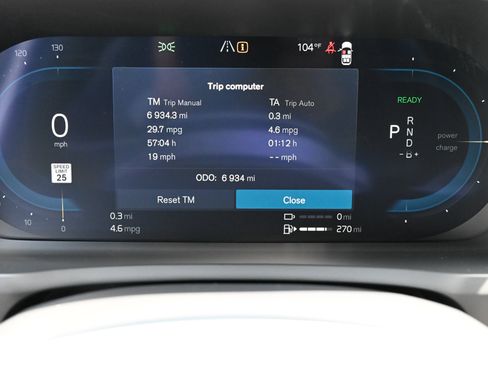 Used 2025 Volvo XC90 T8 Ultra w/ Protection Package Premier AWD/4WD image 27
